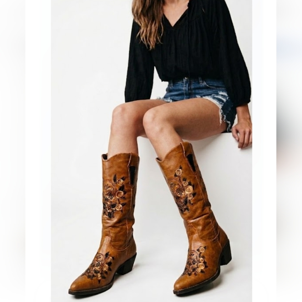 🔥🔥🔥Roper Western Style  Embroidered Women's Size 9